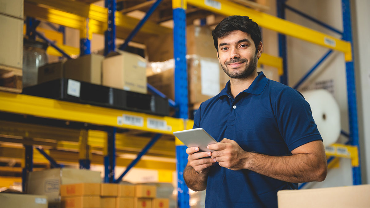 Choosing the Right Industrial Labels for Your Warehouse